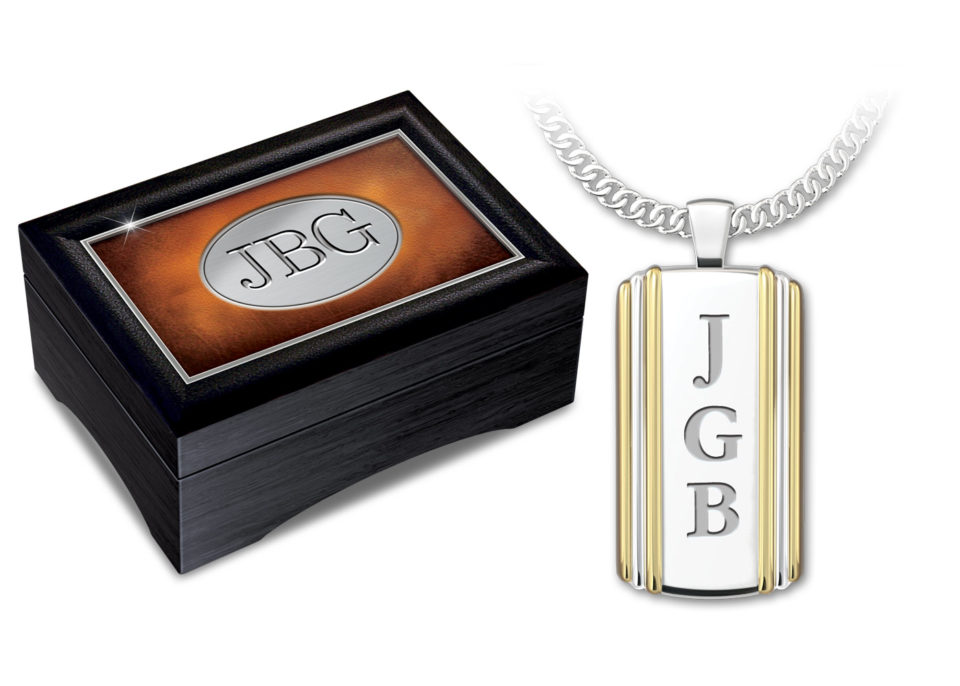 Personalized Pendant necklace and keepsake box