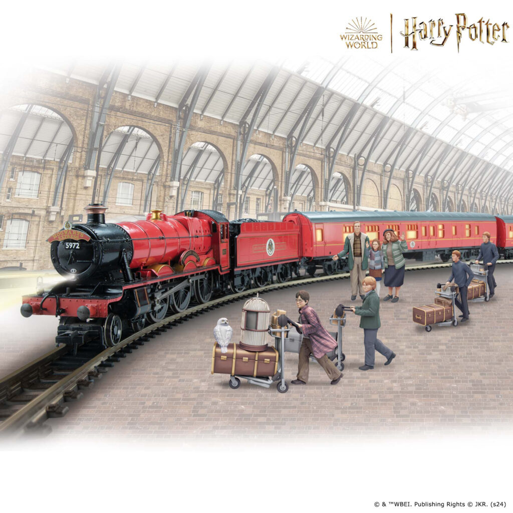 HOGWARTS™ Express Train Collection