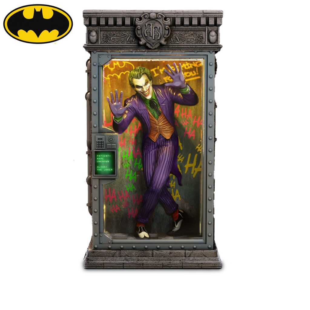 BATMAN ARKHAM ASYLUM Sculpture Collection