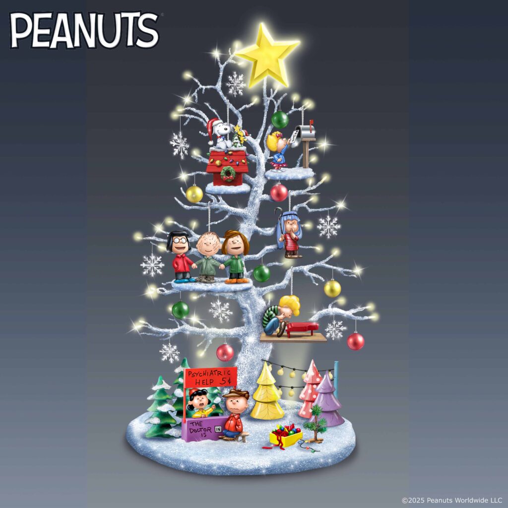 The Perfect PEANUTS™ Christmas Tree